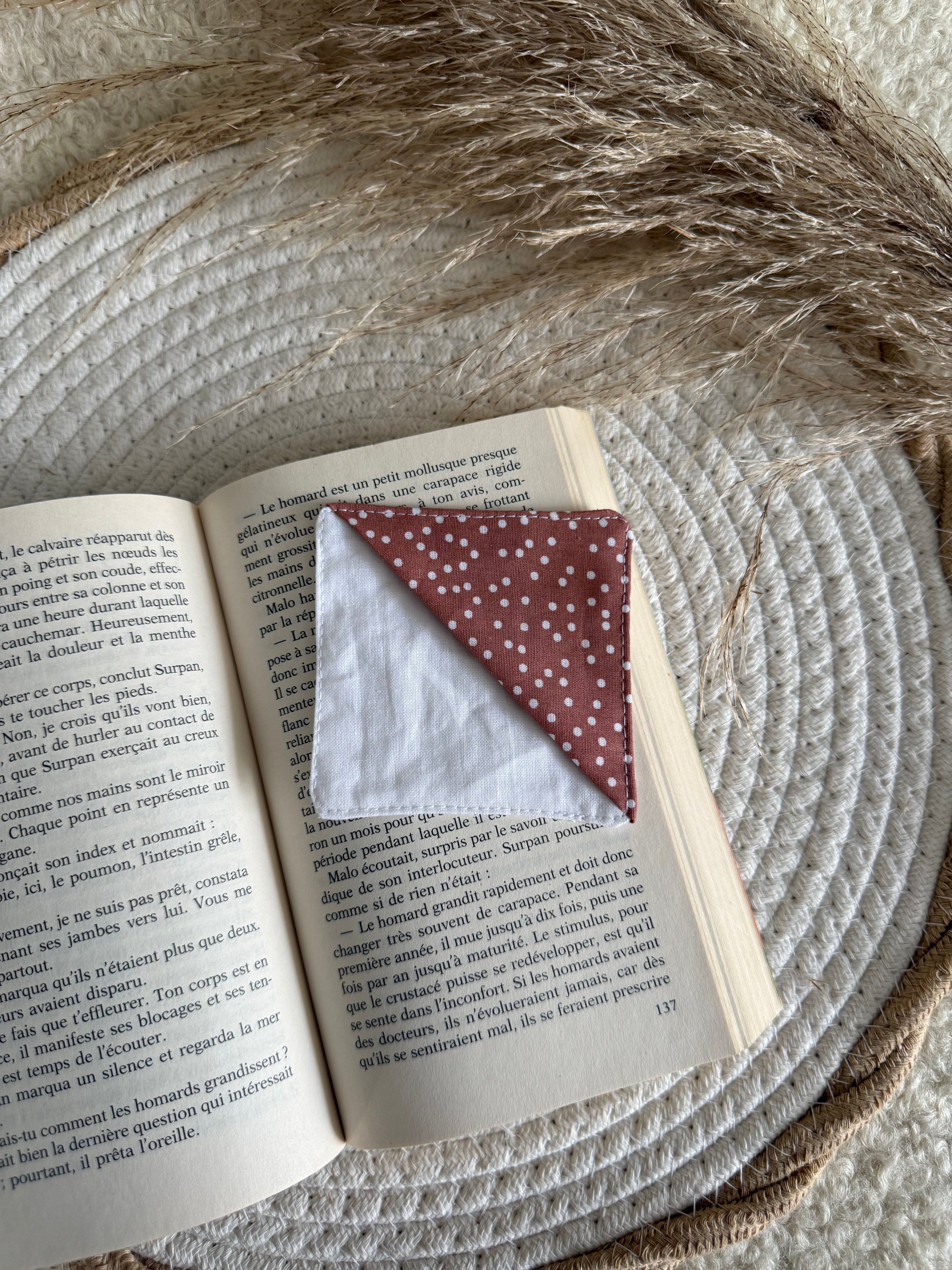 Marque-page à pois Hiona Créations